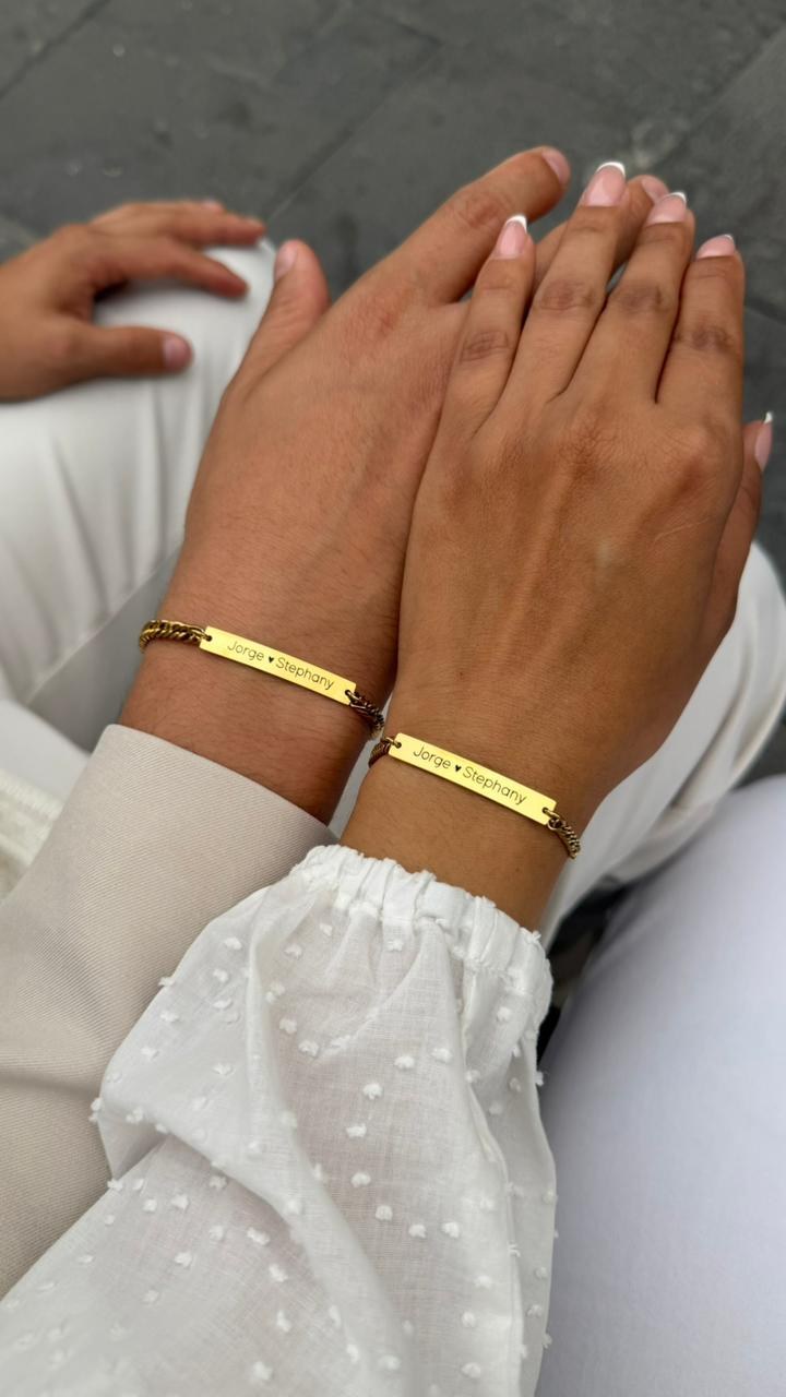 Pulsera New Love plateada